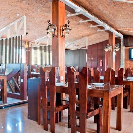 Hotel Arhidom Борово Екстериор снимка